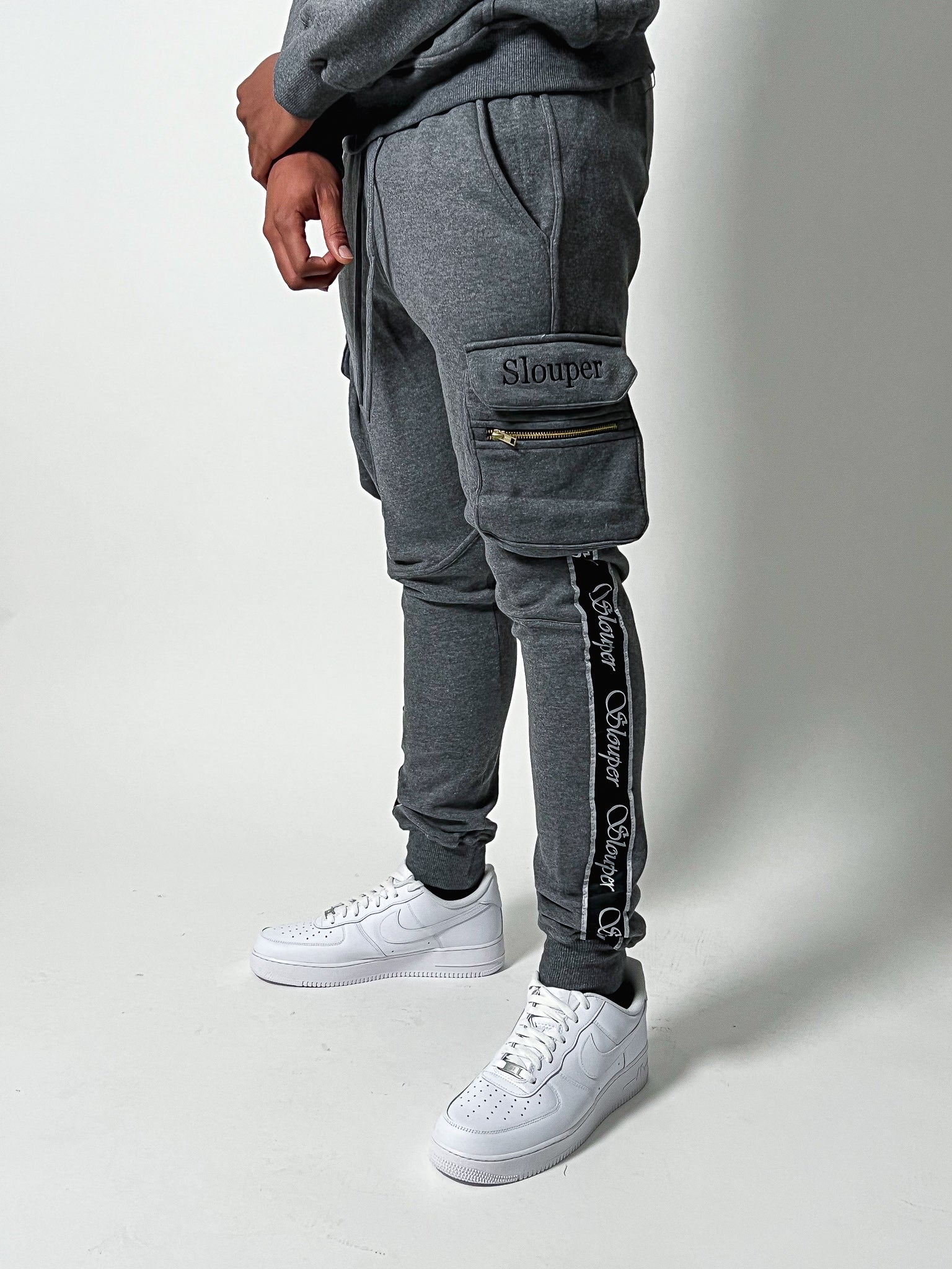 Slouper Relaxed Fit cuffed Joggers Grey